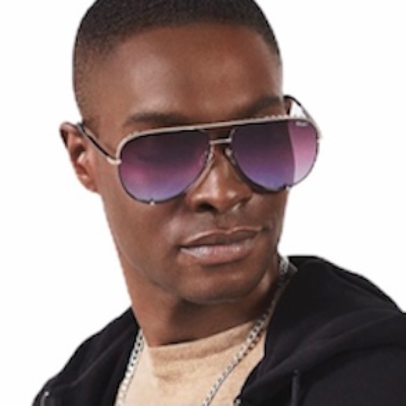 QUAY High Key Sunglasses Rivet Aviators Gold Frame Purple Pink Gradient Lenses - Picture 7 of 9